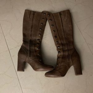 Frye Adrienne Button Boot